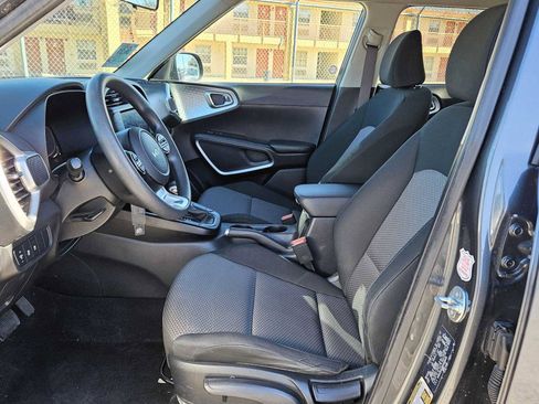 Certified 2024 Kia Soul LX w/ Option Group 015 image 15