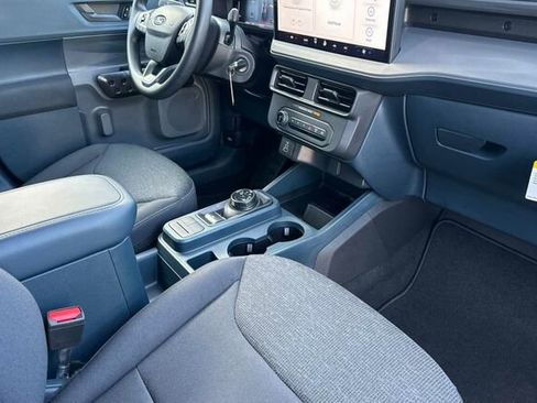 Certified 2025 Ford Maverick XL FWD image 12