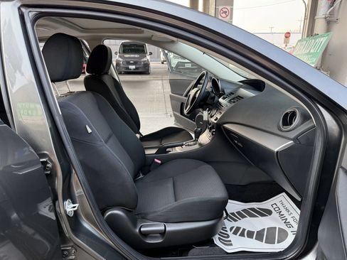 Used 2012 MAZDA MAZDA3 i Touring FWD image 21