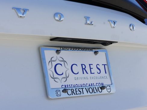 New 2025 Volvo XC90 T8 Core w/ Climate Package image 8