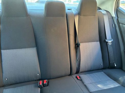 Used 2025 Nissan Sentra SV image 32