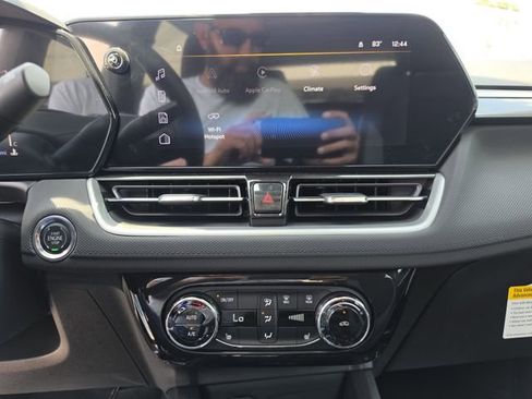 New 2026 Chevrolet TrailBlazer LT FWD image 24