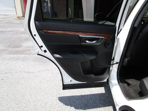Used 2022 Honda CR-V Touring image 22