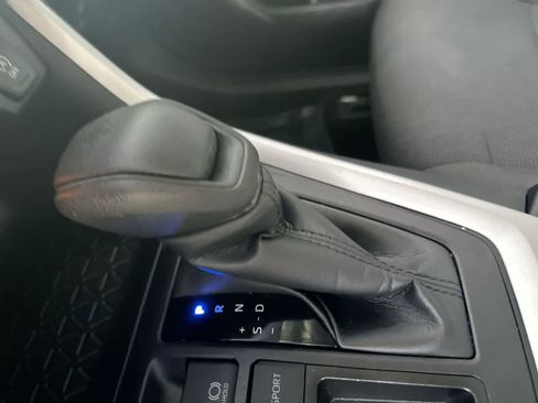 Used 2024 Toyota RAV4 LE FWD image 21