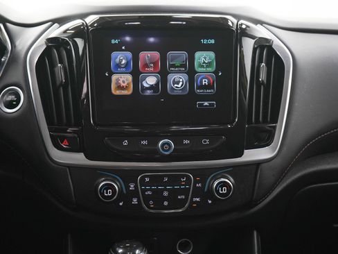 Used 2018 Chevrolet Traverse LT AWD/4WD image 19