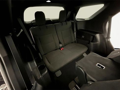 Used 2020 Ford Explorer XLT w/ Cold Weather Package image 22