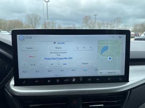 Used 2023 Ford Escape Active w/ Tech Pack #1 AWD/4WD image 14