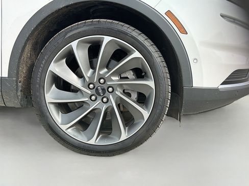 Used 2021 Lincoln Nautilus Reserve w/ Equipment Group 201A image 39