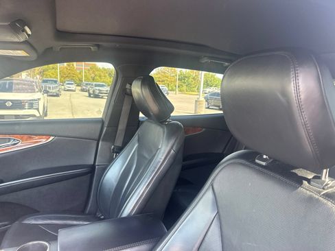 Used 2020 Lincoln Nautilus Reserve AWD/4WD image 11
