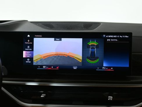 Certified 2023 BMW X7 xDrive40i w/ M Sport Package image 23