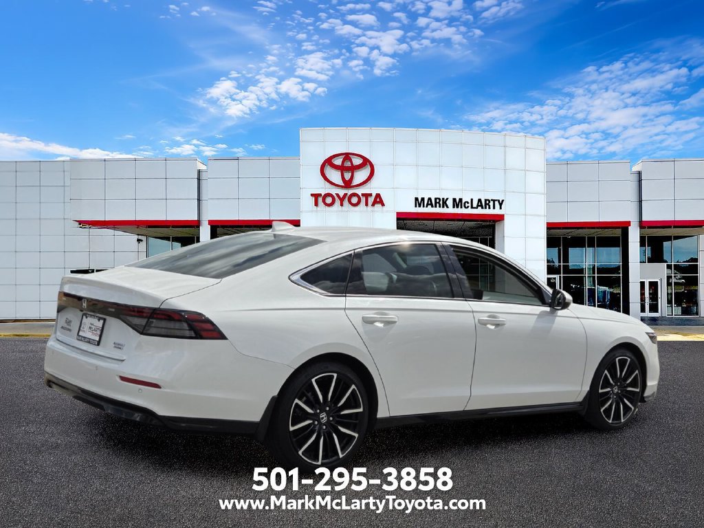 Used 2025 Honda Accord Touring image 5