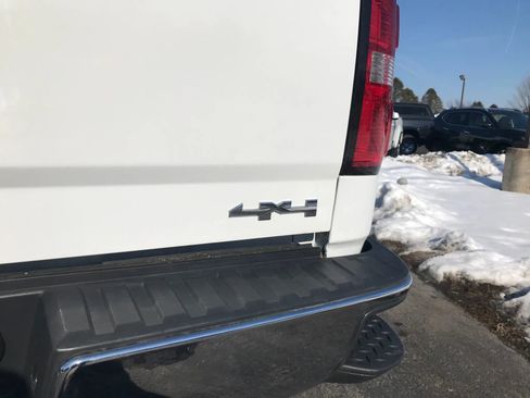 Used 2016 GMC Sierra 1500 Pickup 2D 8 ft w/ Sierra Convenience Package image 31