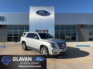 Used 2015 Cadillac Escalade Luxury RWD video 1