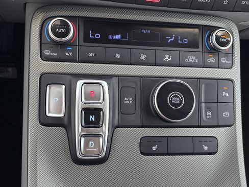 Used 2025 Hyundai Palisade SEL FWD image 21
