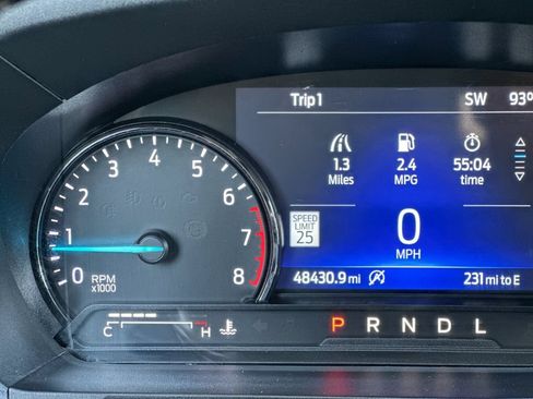 Certified 2021 Ford Explorer XLT w/ Equipment Group 202A RWD image 28