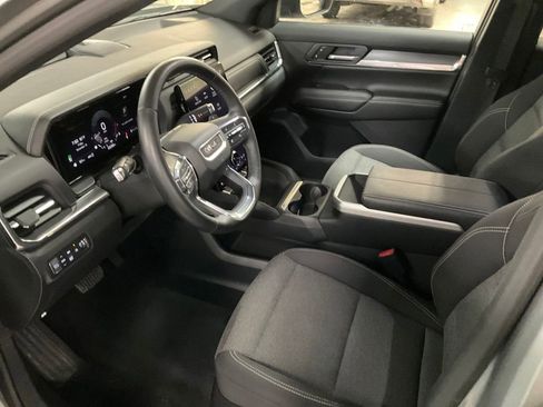 Used 2025 GMC Terrain Elevation image 10