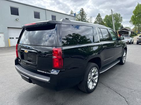 Used 2018 Chevrolet Suburban Premier w/ Max Trailering Package AWD/4WD image 3
