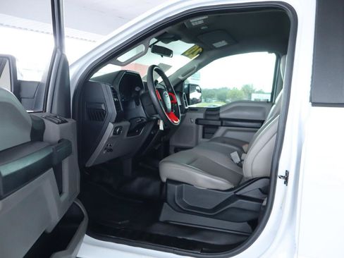 Used 2020 Ford F150 XL w/ Equipment Group 101A Mid AWD/4WD image 14