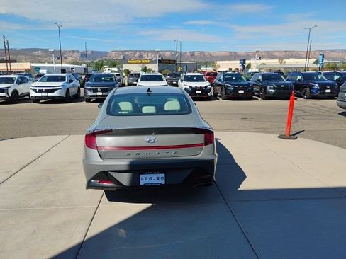 Used 2023 Hyundai Sonata SEL FWD image 6