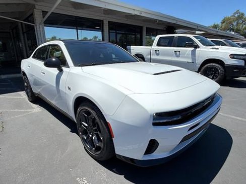 New 2026 Dodge Charger R/T w/ Blacktop Package AWD/4WD image 2