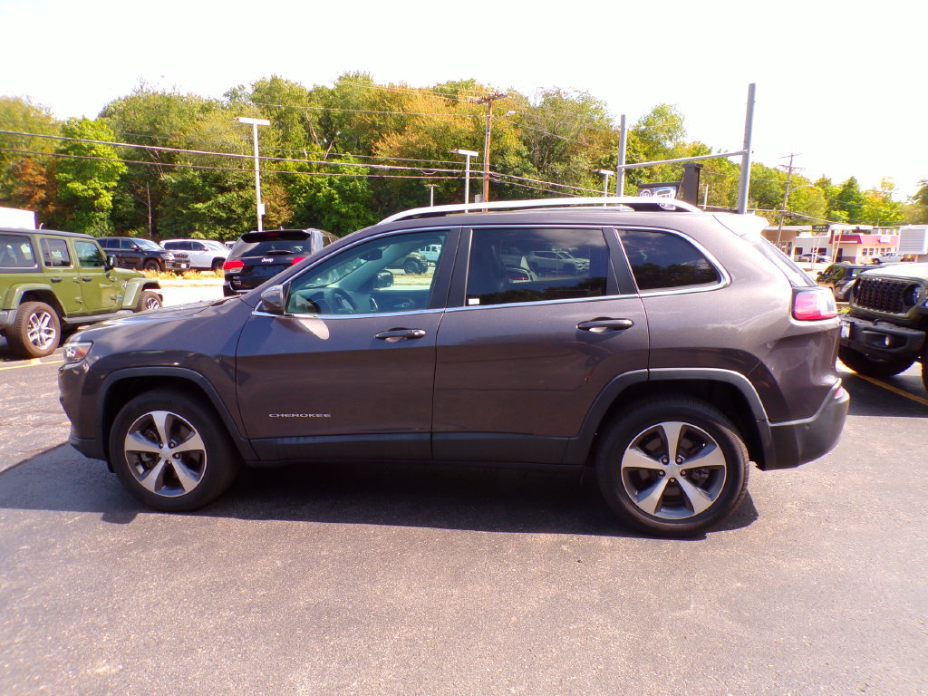 Used 2021 Jeep Cherokee Limited AWD/4WD image 14