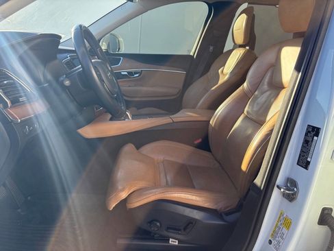 Used 2016 Volvo XC90 T8 Inscription image 13