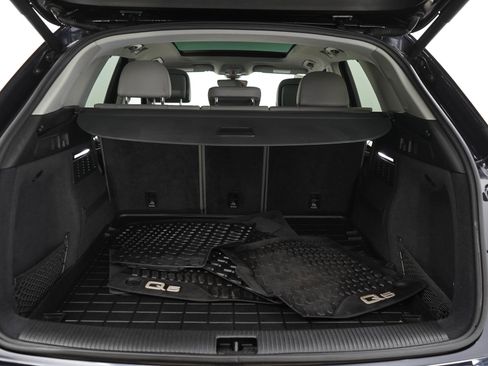 Used 2018 Audi Q5 2.0T Premium Plus w/ Premium Plus Package AWD/4WD image 9