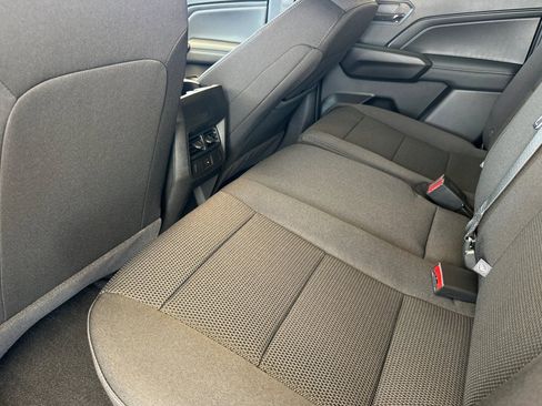 New 2026 Chevrolet Colorado LT image 13