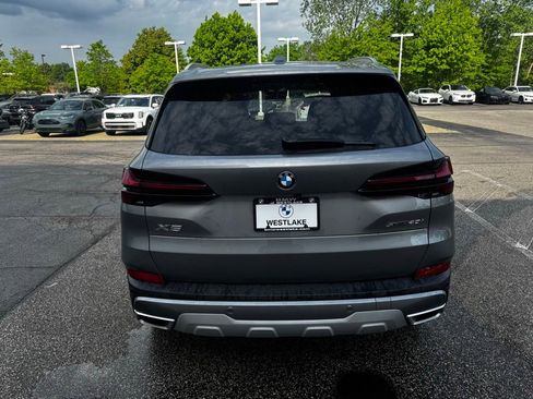 Used 2025 BMW X5 xDrive40i AWD/4WD image 4