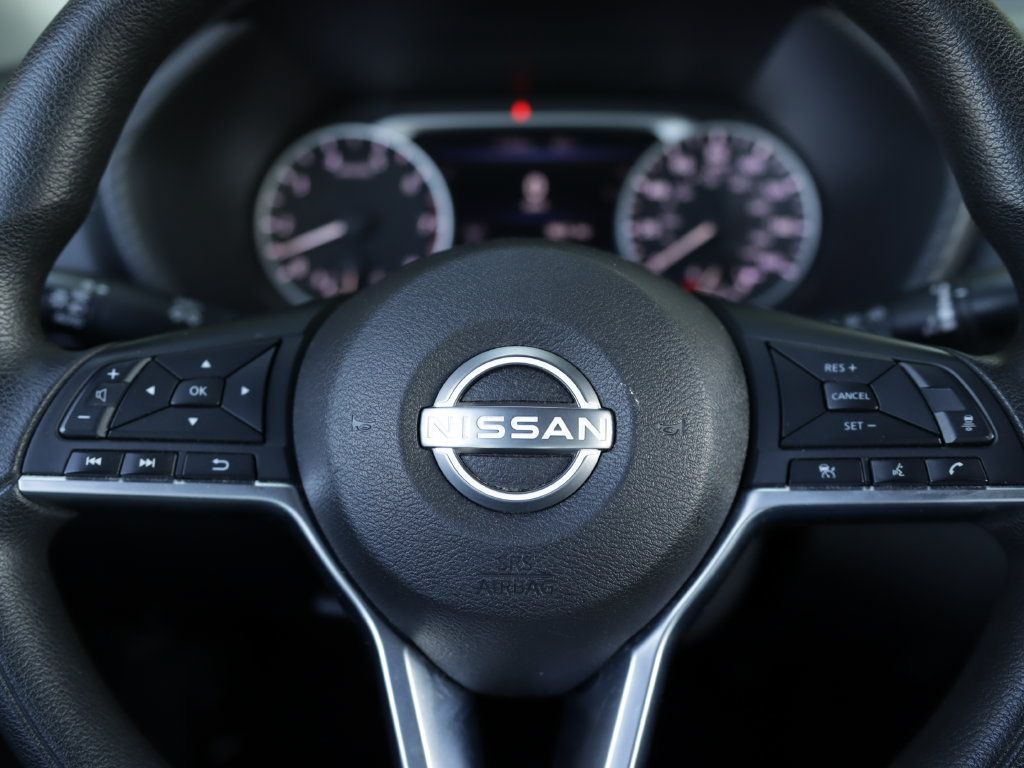 Used 2024 Nissan Sentra SV FWD image 10