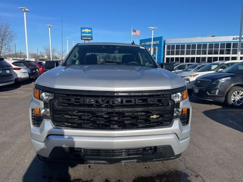 Used 2022 Chevrolet Silverado 1500 Custom image 5