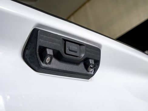 Used 2022 Chevrolet Silverado 2500 LT w/ Convenience Package image 46