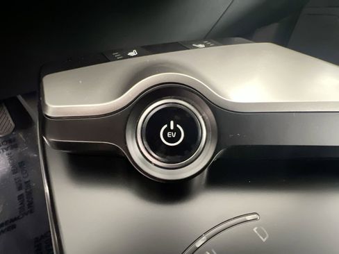 New 2025 Kia EV6 Light w/ Light LR Technology Package image 23