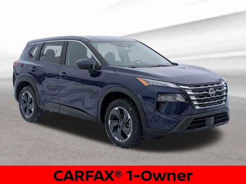 Certified 2025 Nissan Rogue SV image 4