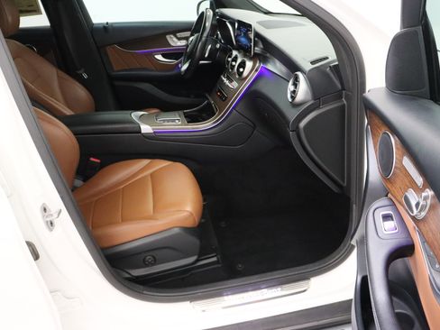 Used 2022 Mercedes-Benz GLC 300 image 40