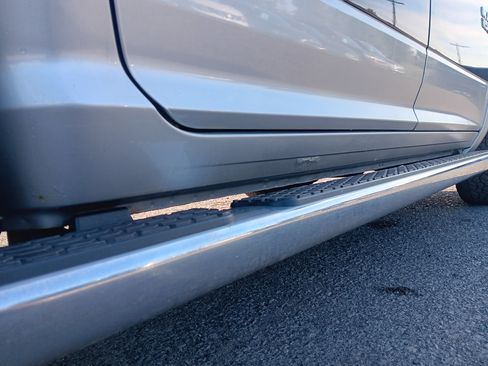 Used 2015 RAM 1500 Laramie w/ Convenience Group AWD/4WD image 11
