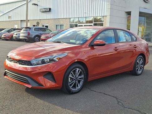 Certified 2024 Kia Forte LXS w/ LXS Technology Package image 3