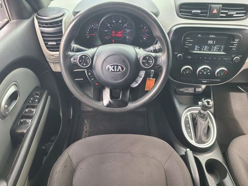 Used 2017 Kia Soul image 6
