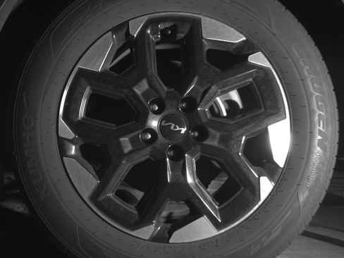 Used 2024 Kia Sorento S image 14