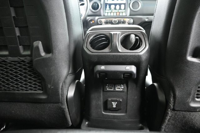 Used 2022 Jeep Wrangler Unlimited Rubicon 4xe w/ Cold Weather Group AWD/4WD image 43