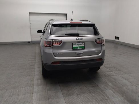 Used 2017 Jeep Compass Latitude w/ Popular Equipment Group AWD/4WD image 6