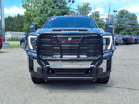 Used 2026 GMC Sierra 2500 Pro w/ Convenience Package AWD/4WD image 2