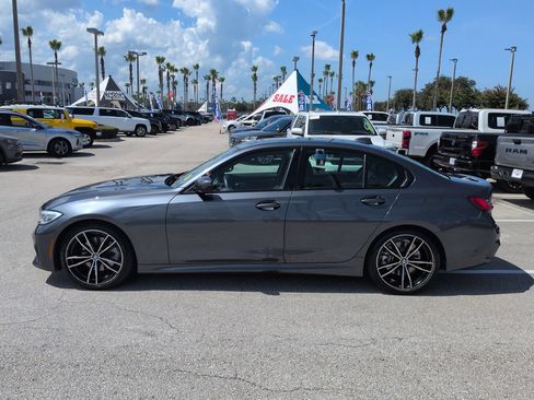 Used 2021 BMW 330i Sedan w/ M Sport Package RWD image 7