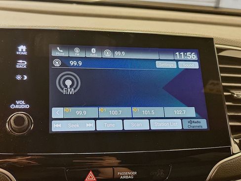 Used 2023 Honda Passport EX-L image 21