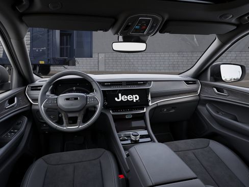 New 2026 Jeep Grand Cherokee Altitude AWD/4WD image 25