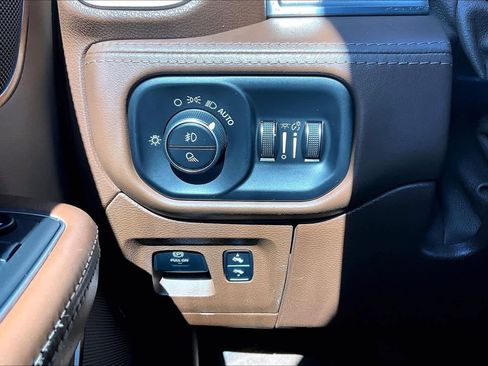 Used 2019 RAM 1500 Limited image 35