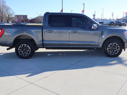 Used 2023 Ford F150 Lariat w/ Max Trailer Tow Package image 5