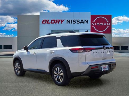 New 2026 Nissan Pathfinder SL FWD image 4