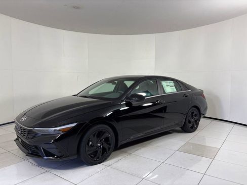 New 2026 Hyundai Elantra SEL Sport FWD image 1