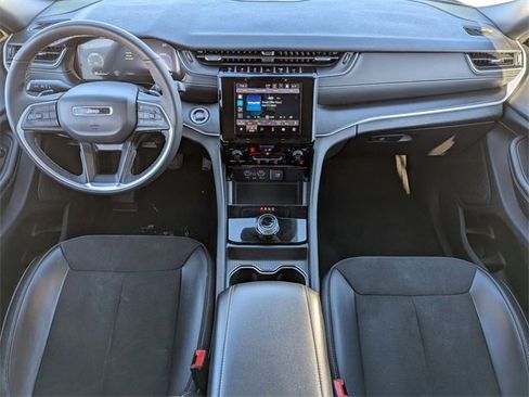 Certified 2024 Jeep Grand Cherokee L Laredo image 26